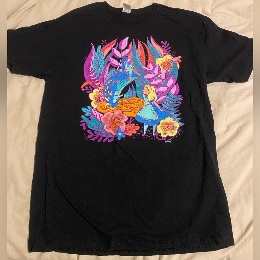 Disney Alice in Wonderland Short Sleeve Shirt